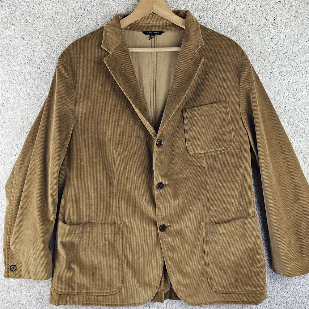 Banana Republic bit wear